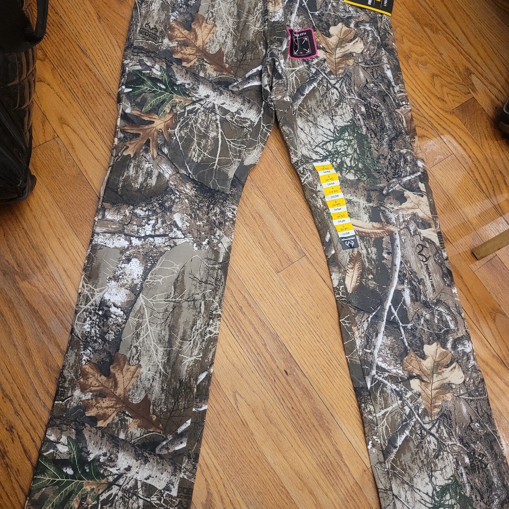 Realtree Camo Pants in Brown, Green & Tan